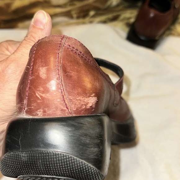 DANSKO MaryJane style shoes.  Burgundy. Sz EU 39/ US Approx Sz 9. - Picture 8 of 8